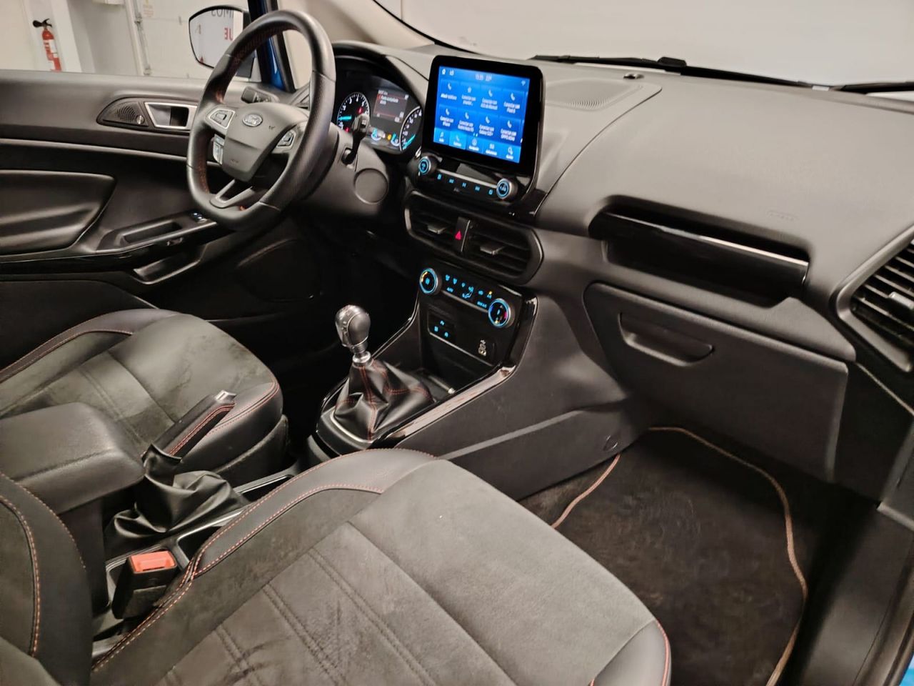 Ford Ecosport 1.0T EcoBoost 92kW (125CV) S&S ST Line - Foto 39