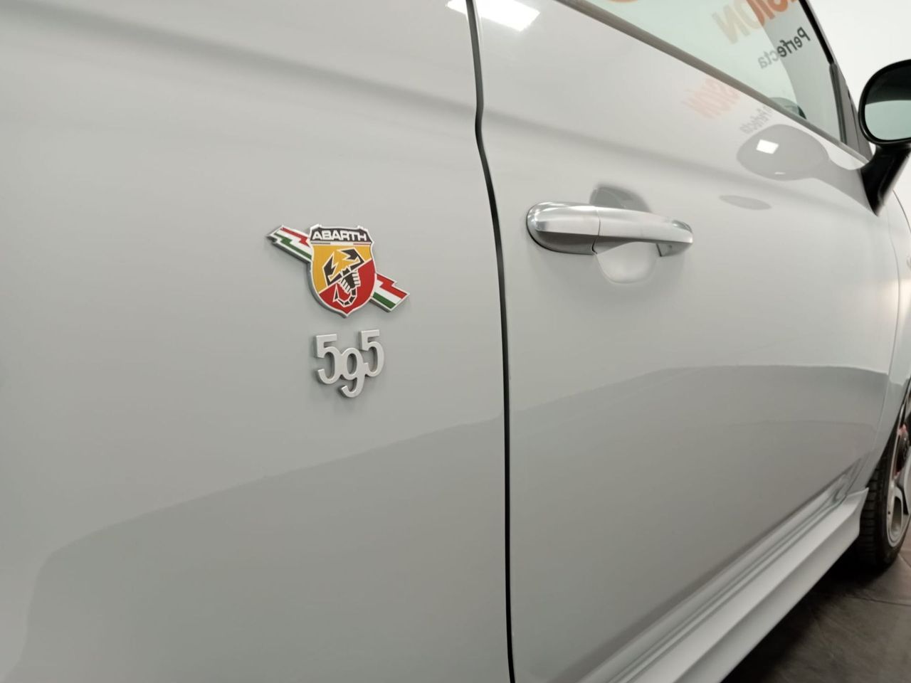 Abarth 500 595C Turismo 1.4 16v T-Jet 121kW E6D - Foto 17
