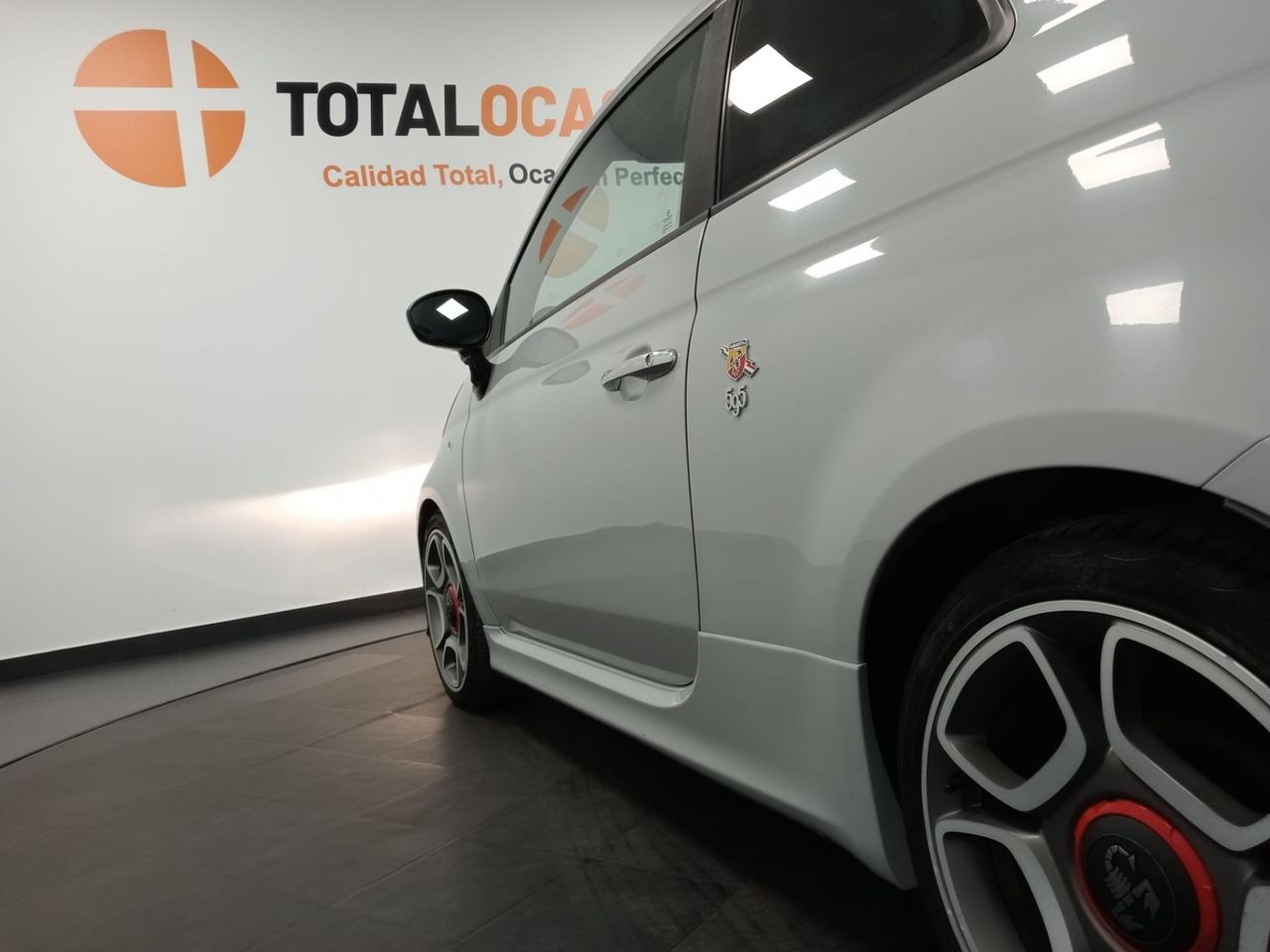 Abarth 500 595C Turismo 1.4 16v T-Jet 121kW E6D - Foto 29