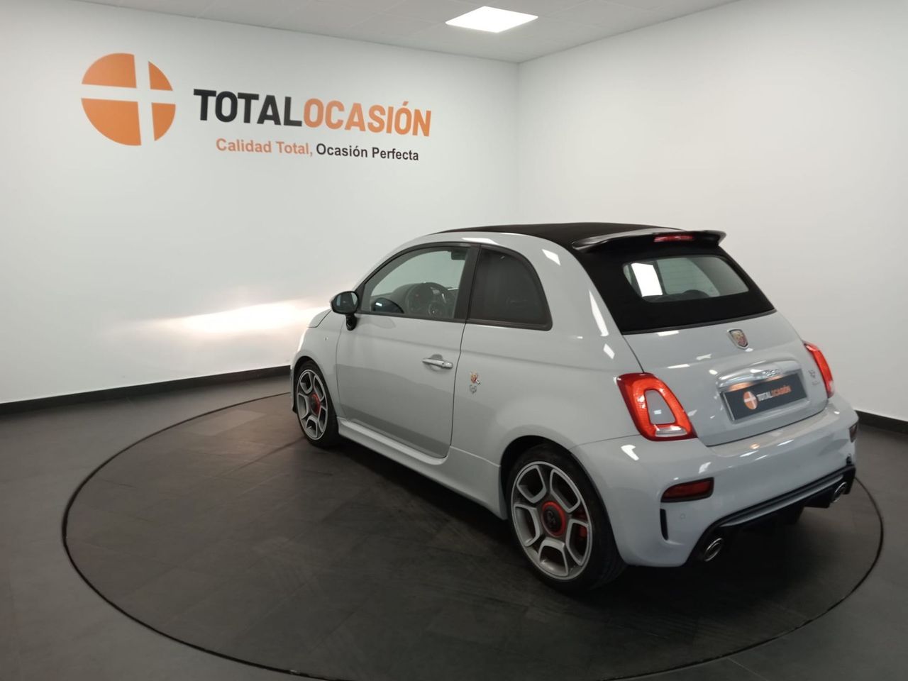 Abarth 500 595C Turismo 1.4 16v T-Jet 121kW E6D - Foto 8