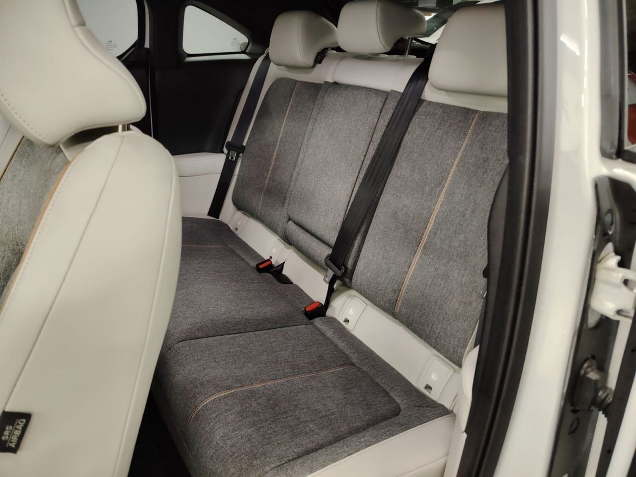 Mazda MX-30 e-SKYACTIVE 105kW Evolution Modern - Foto 19