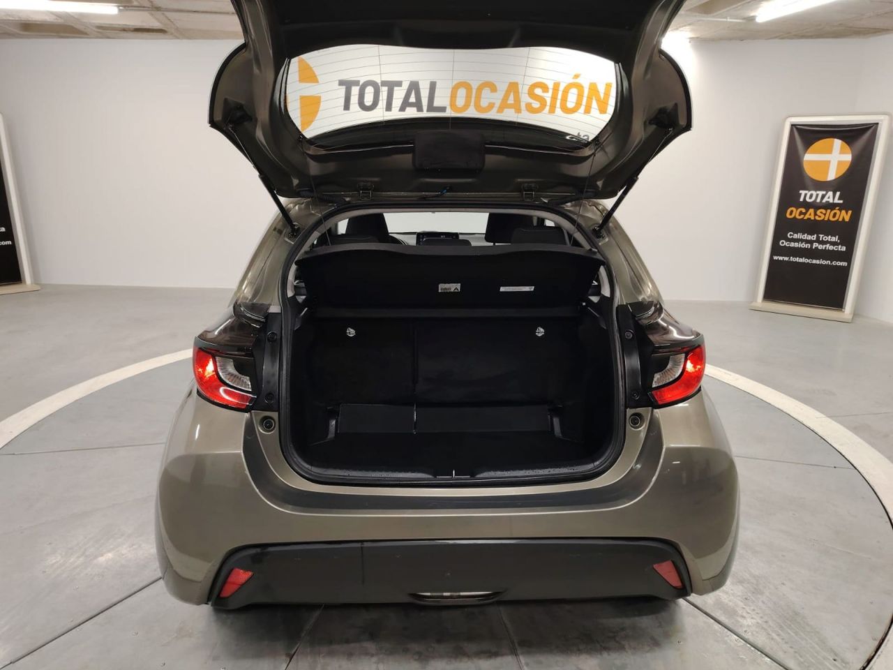 Mazda 2 Hybrid 1.5 85 kW (116 CV) CVT Agile - Foto 10