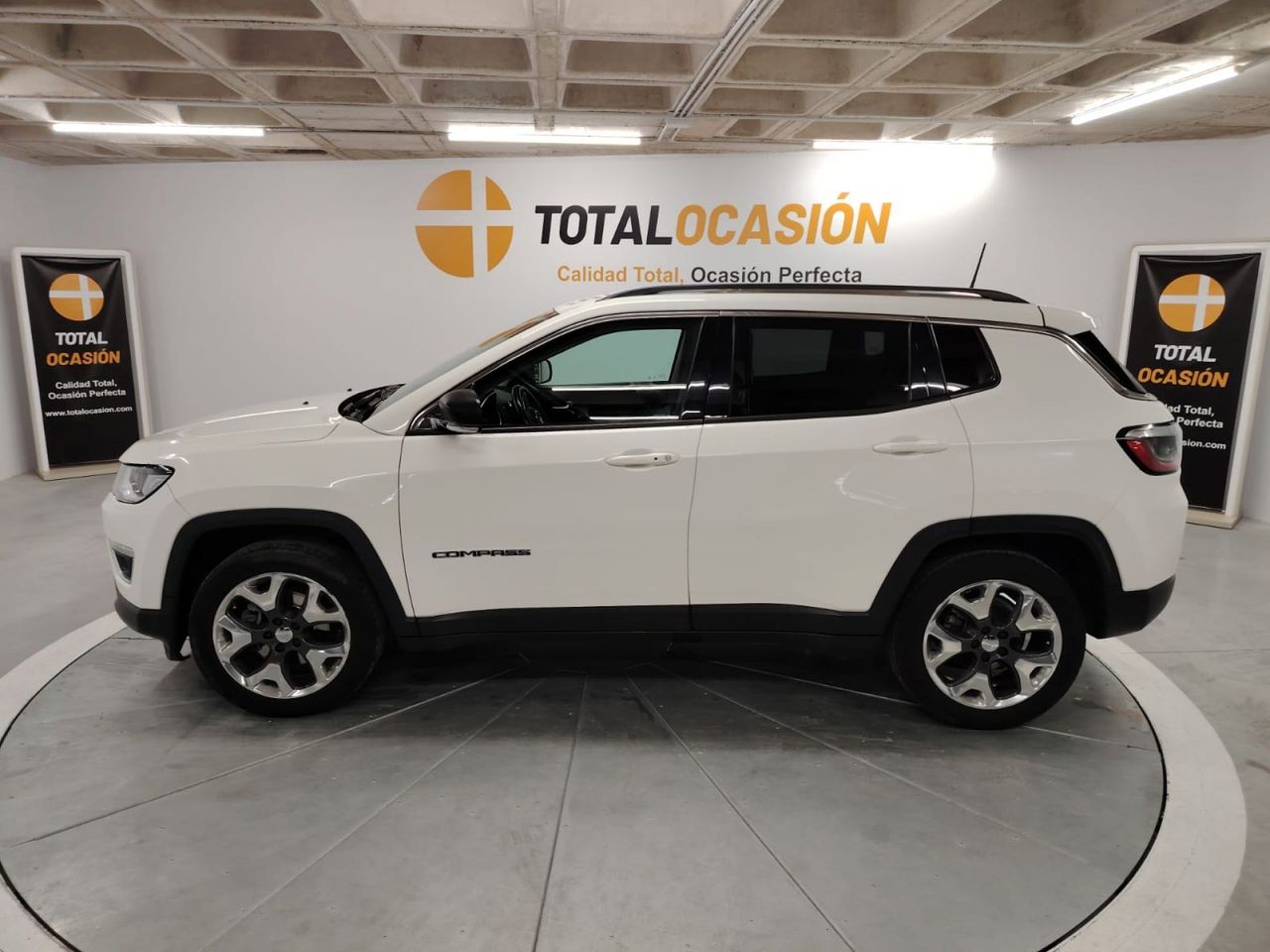 Jeep Compass 1.4 Mair 103kW Limited 4x2 - Foto 6