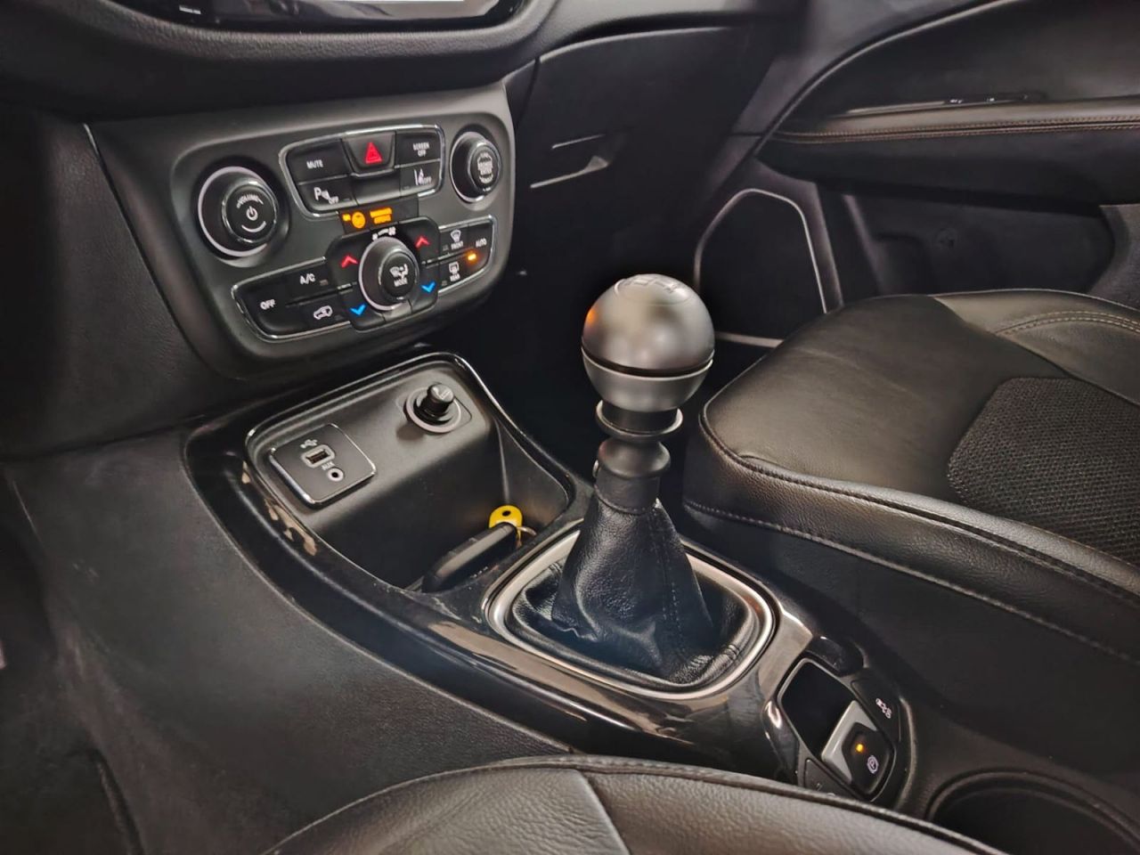 Jeep Compass 1.4 Mair 103kW Limited 4x2 - Foto 24