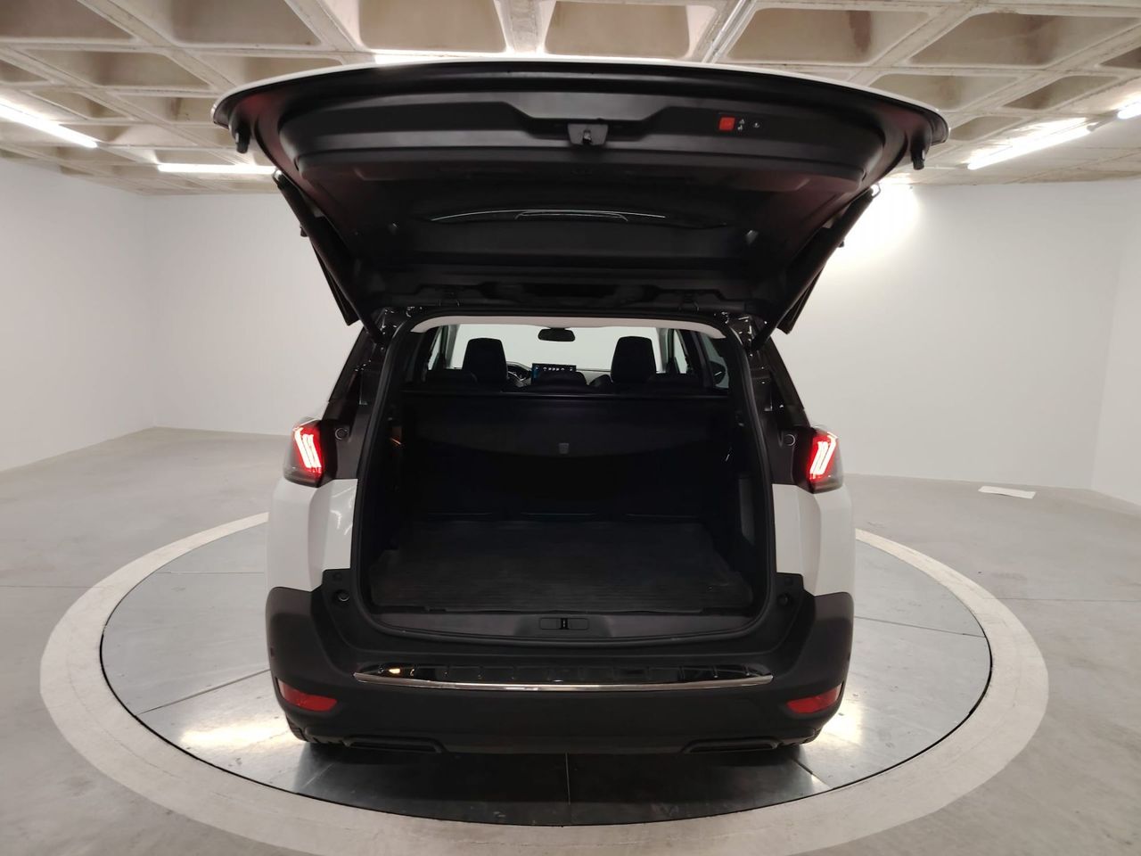 Peugeot 5008 1.5 BlueHDi 96kW S&S Roadtrip EAT8 - Foto 34