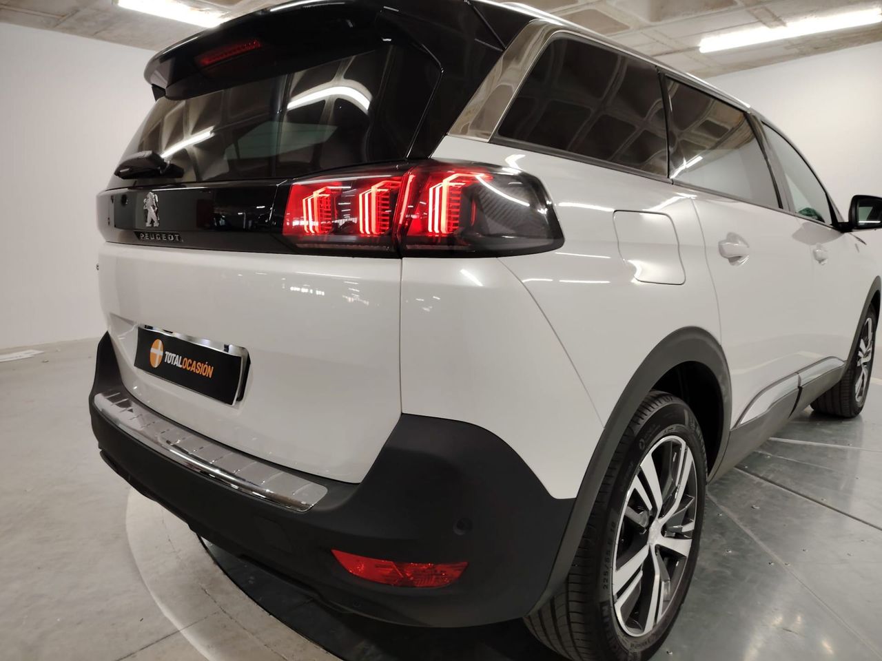 Peugeot 5008 1.5 BlueHDi 96kW S&S Roadtrip EAT8 - Foto 18