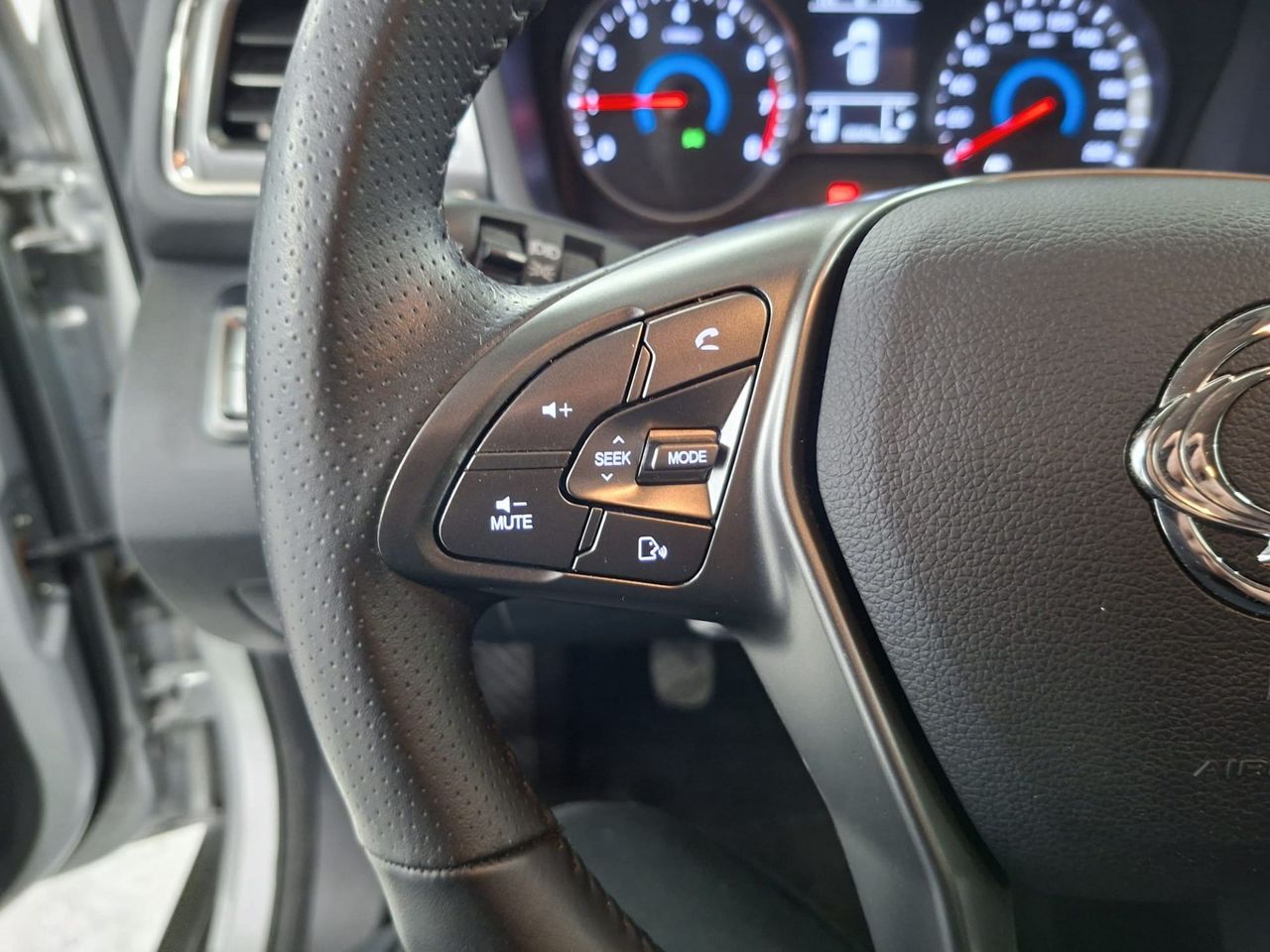 SsangYong Tivoli G12T Urban - Foto 19