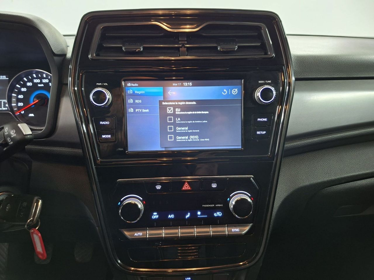 SsangYong Tivoli G12T Urban - Foto 23