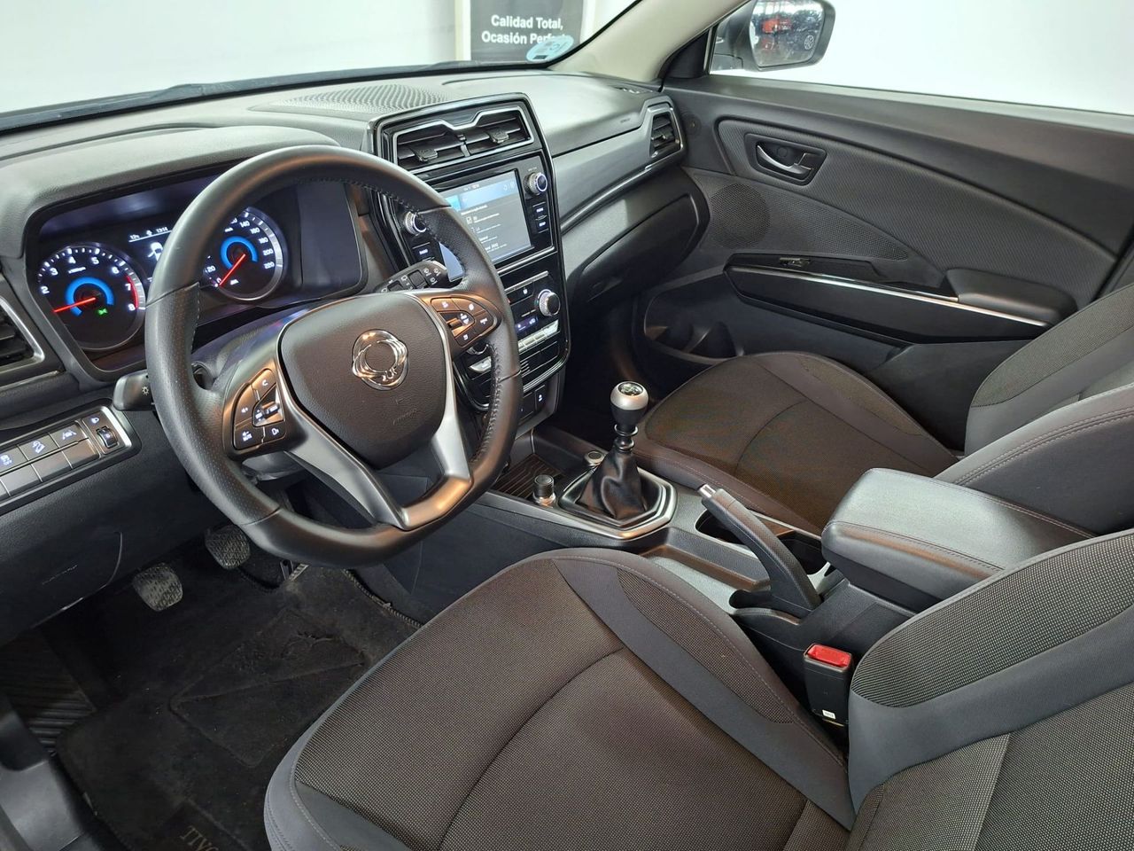 SsangYong Tivoli G12T Urban - Foto 26