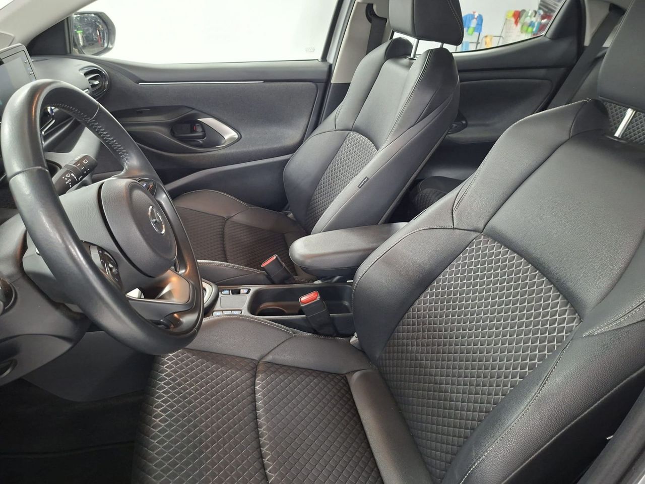 Mazda 2 Hybrid 1.5 85 kW CVT Agile Comfort - Foto 22