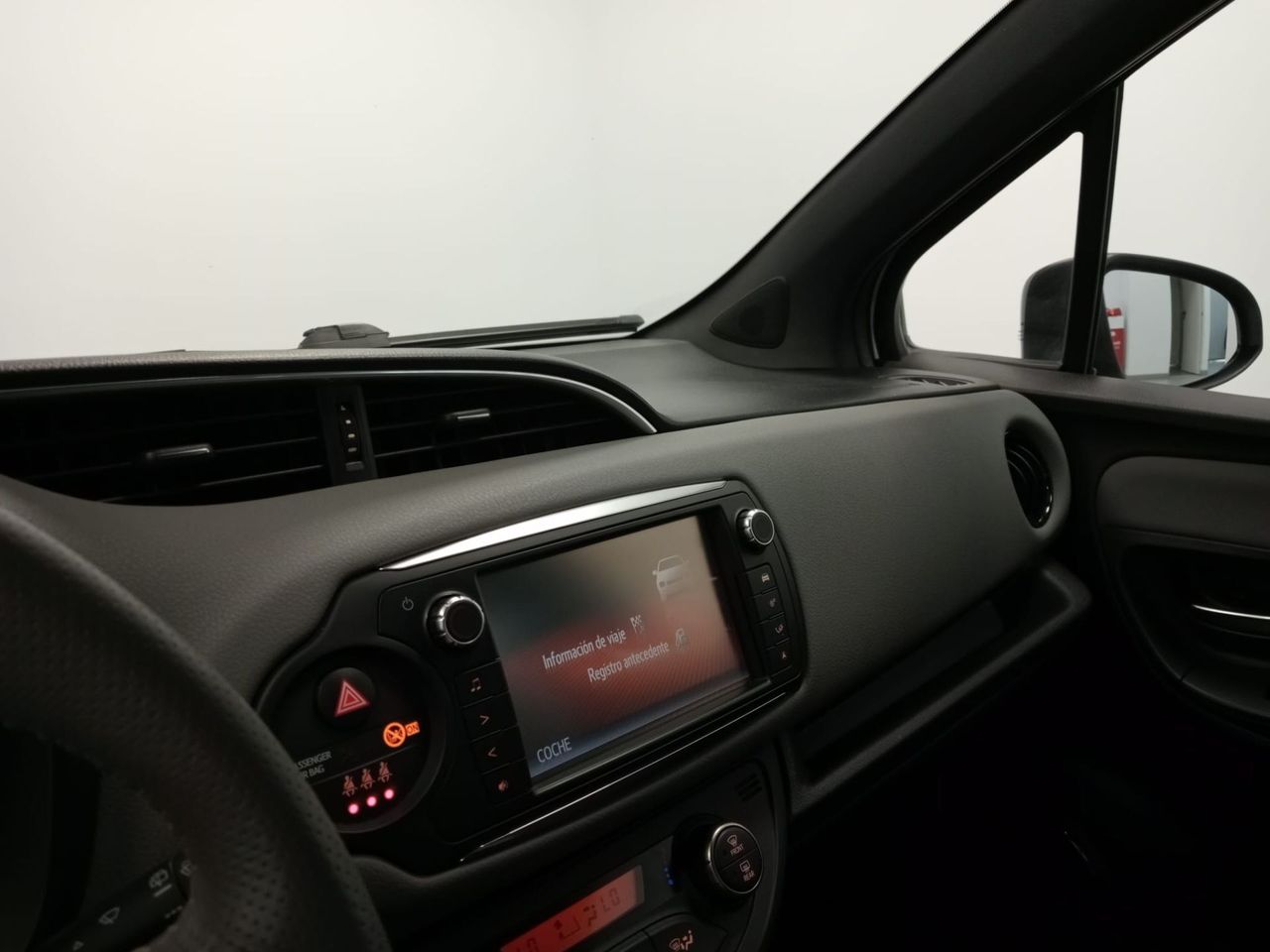 Toyota Yaris 1.3 100 Feel - Foto 21