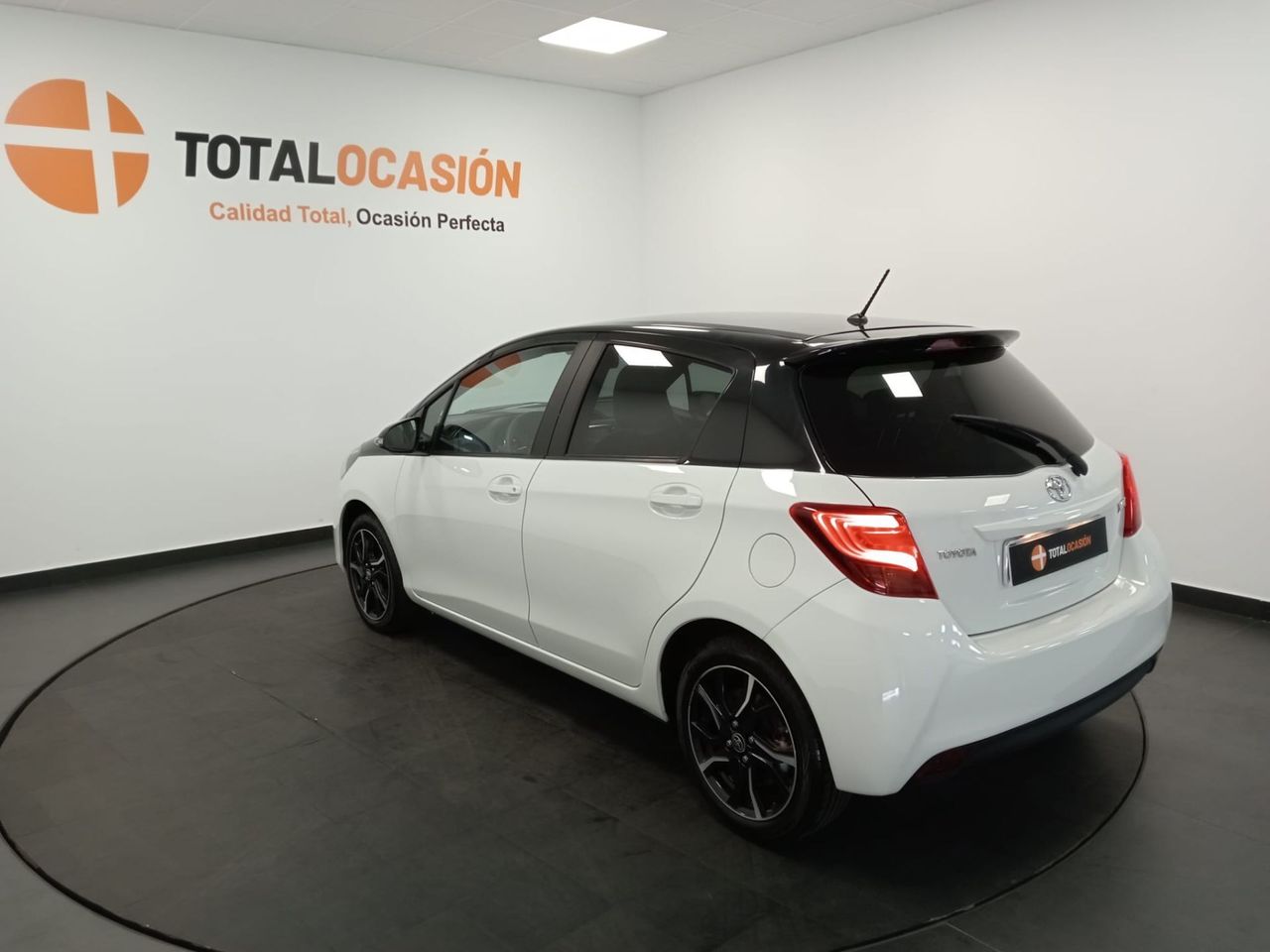 Toyota Yaris 1.3 100 Feel - Foto 7