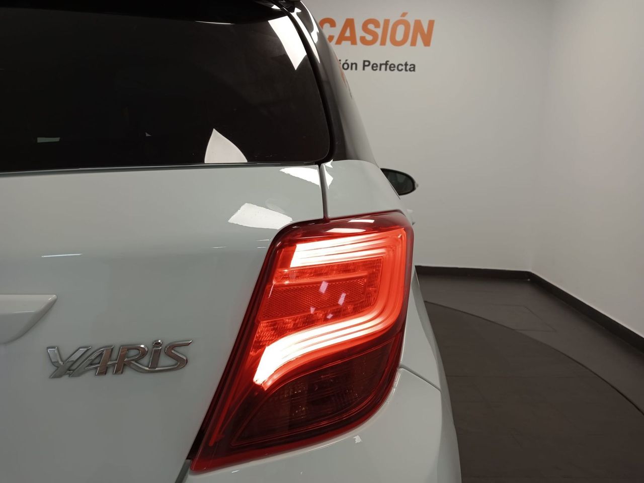 Toyota Yaris 1.3 100 Feel - Foto 36