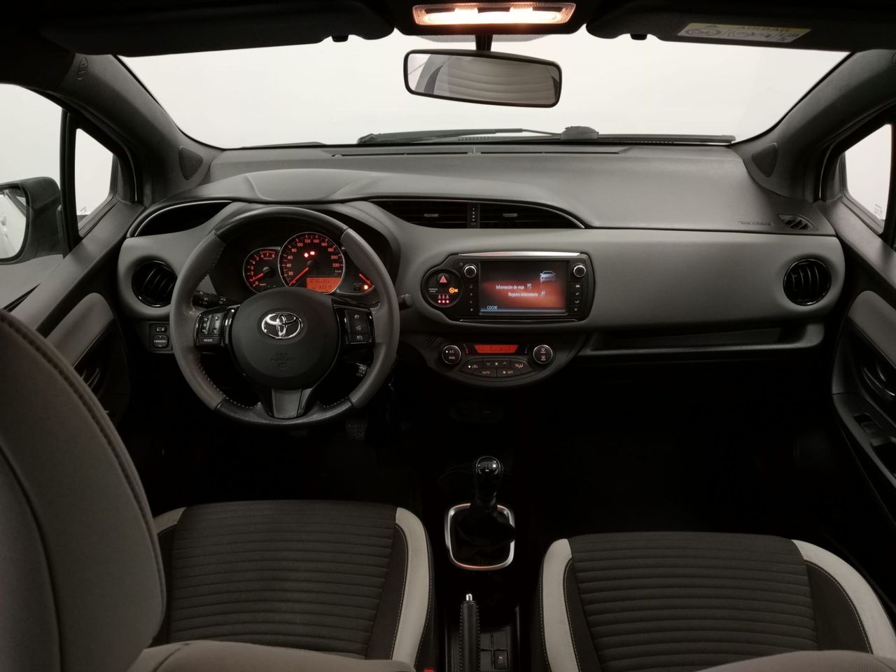 Toyota Yaris 1.3 100 Feel - Foto 29