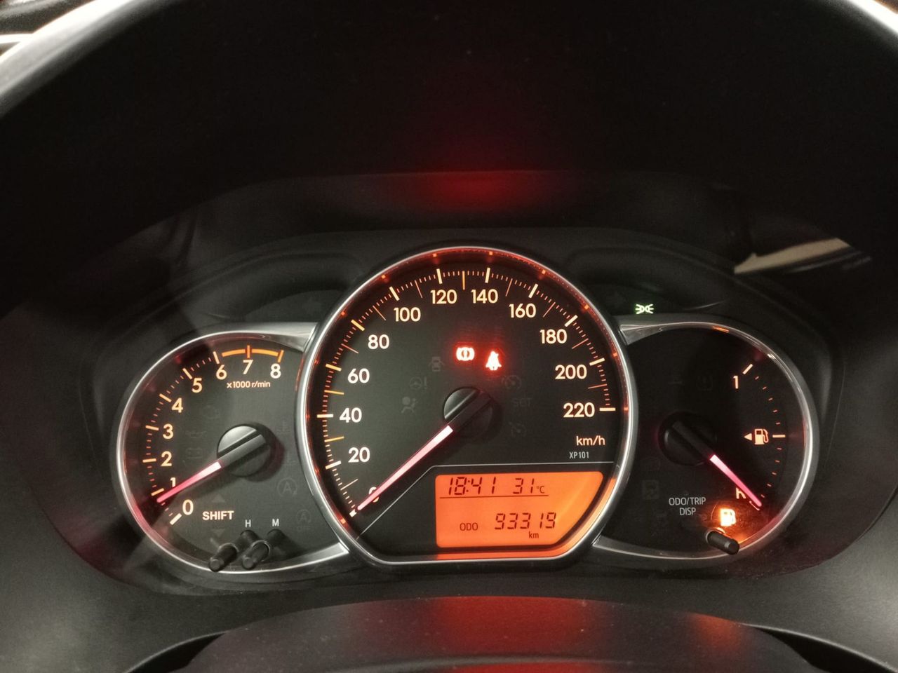 Toyota Yaris 1.3 100 Feel - Foto 24