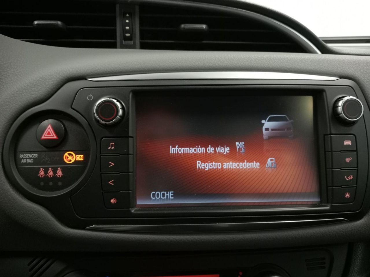 Toyota Yaris 1.3 100 Feel - Foto 18