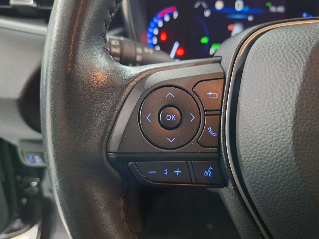 Toyota Corolla 1.8 125H STYLE E-CVT - Foto 26