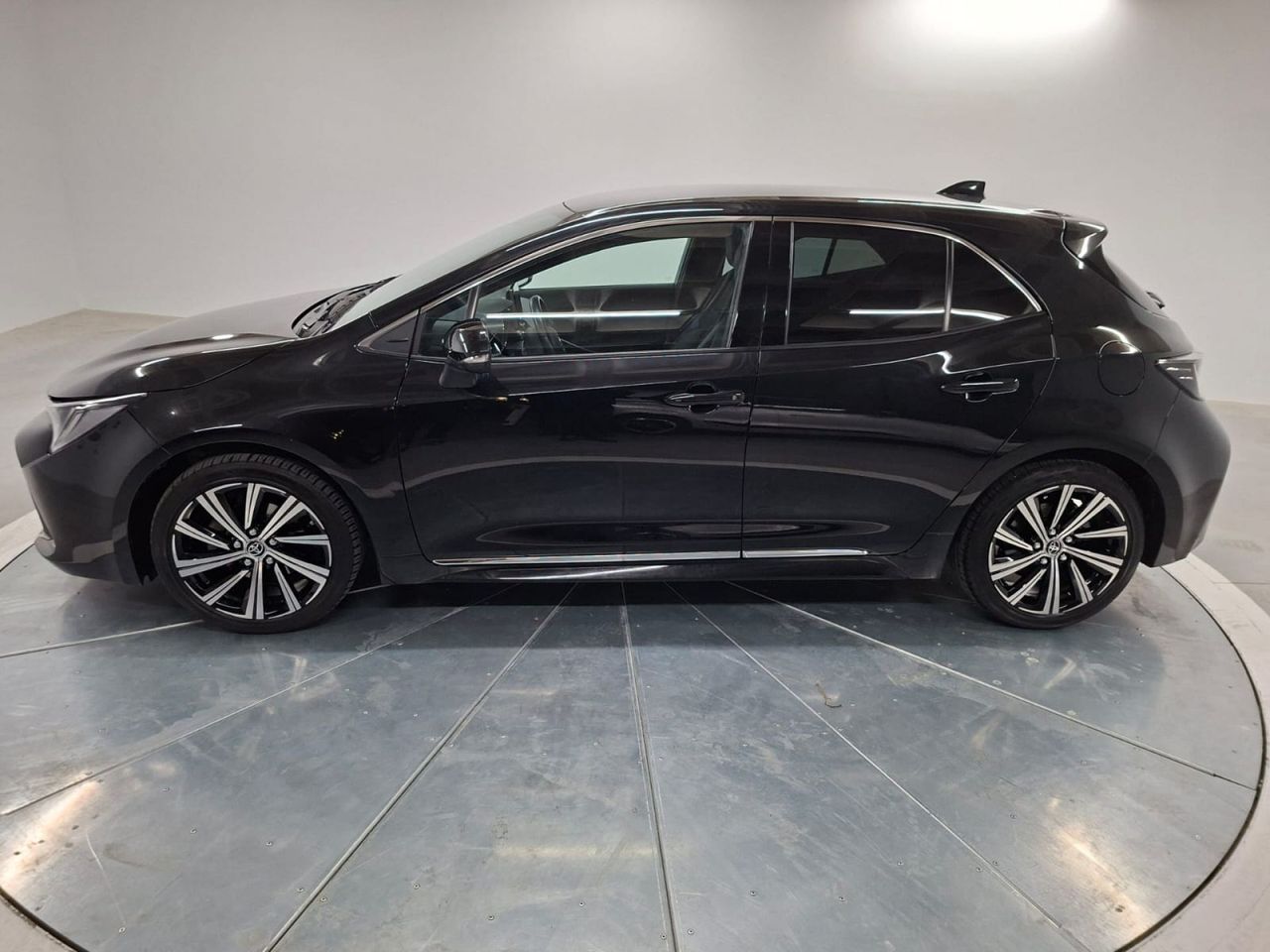 Toyota Corolla 1.8 125H STYLE E-CVT - Foto 6