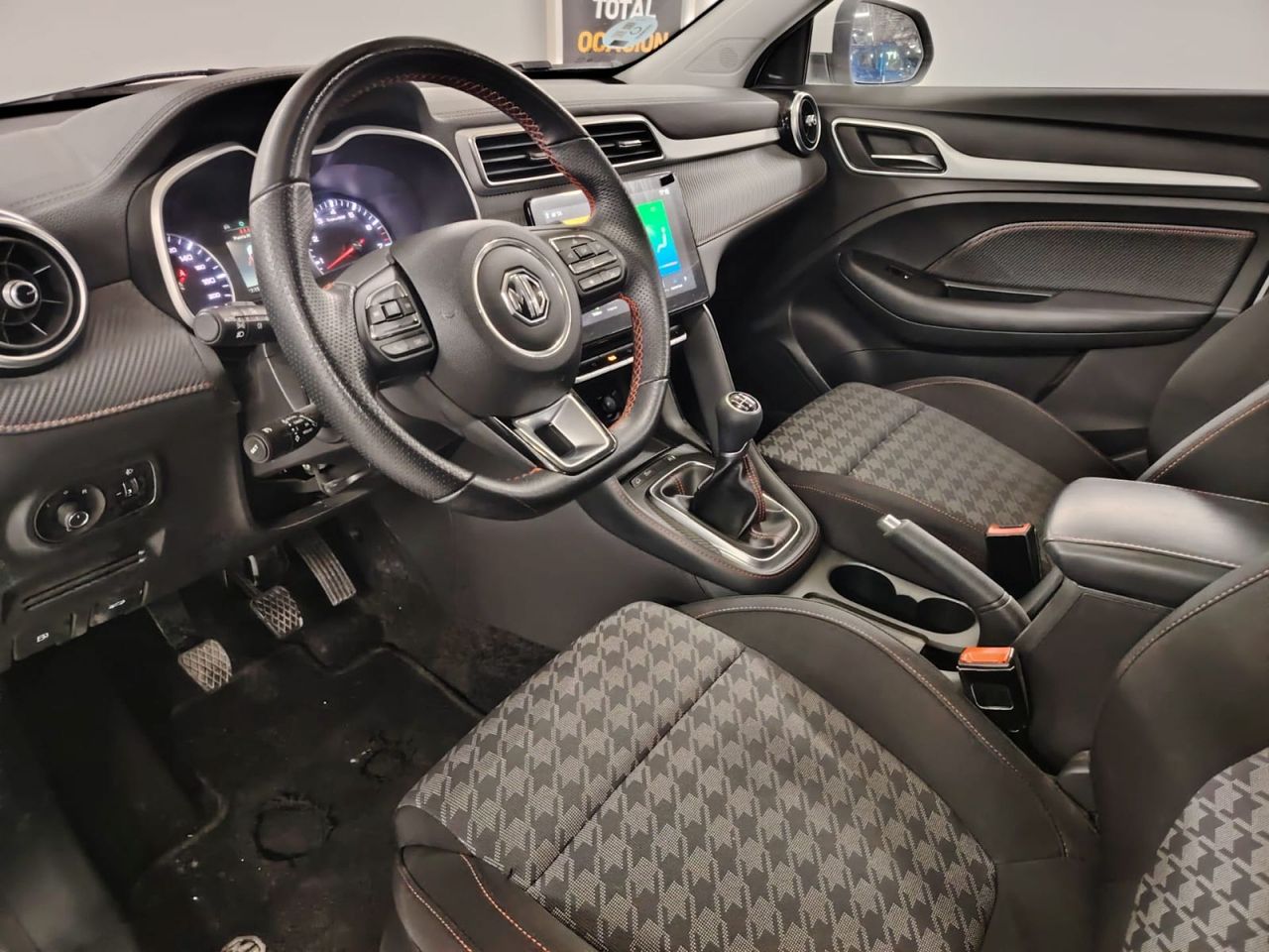 MG ZS 1.5 Comfort - Foto 11