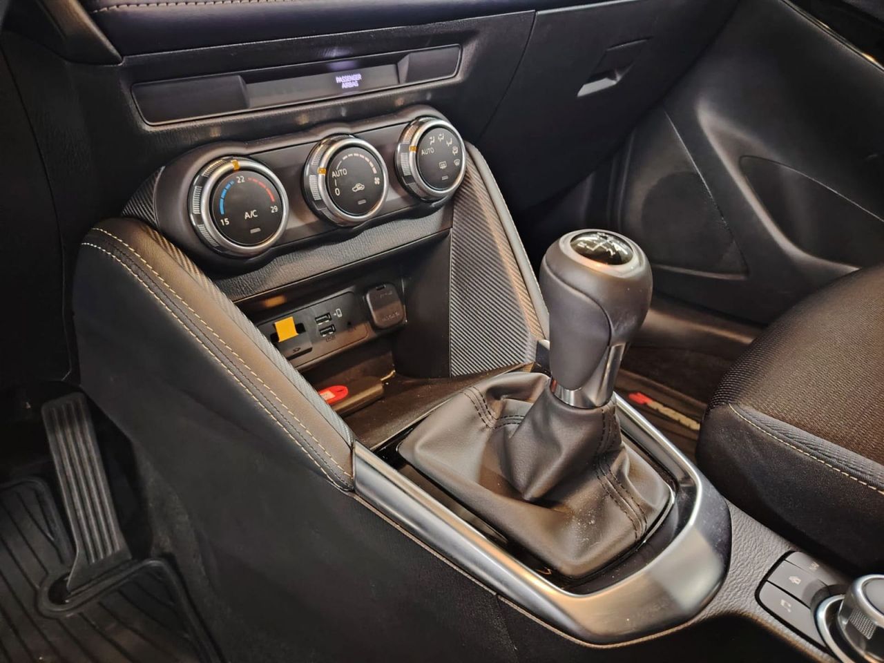 Mazda 2 e-SKYACTIV G 1.5 66kW (90CV) MT Zenith - Foto 17