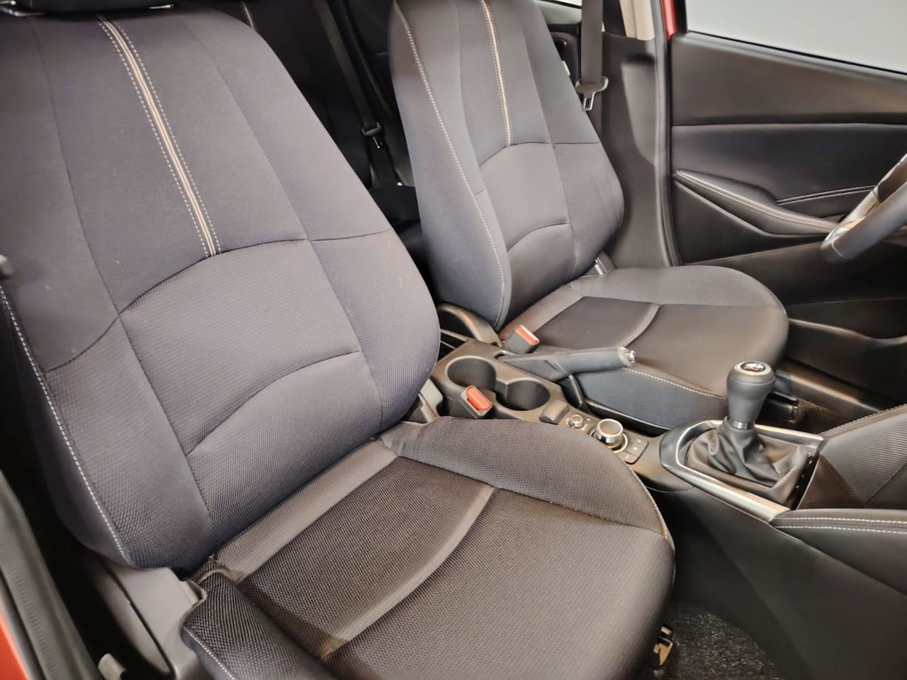 Mazda 2 e-SKYACTIV G 1.5 66kW (90CV) MT Zenith - Foto 26