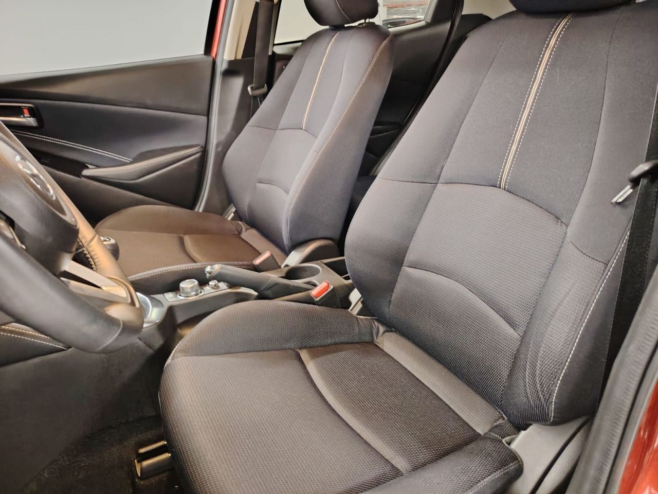 Mazda 2 e-SKYACTIV G 1.5 66kW (90CV) MT Zenith - Foto 19