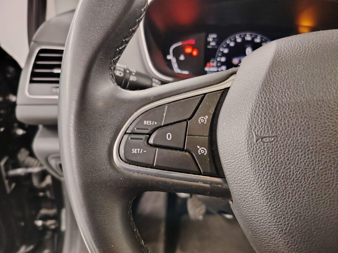 Renault Megane Zen Fast Track TCe 103 kW (140CV) GPF - Foto 19