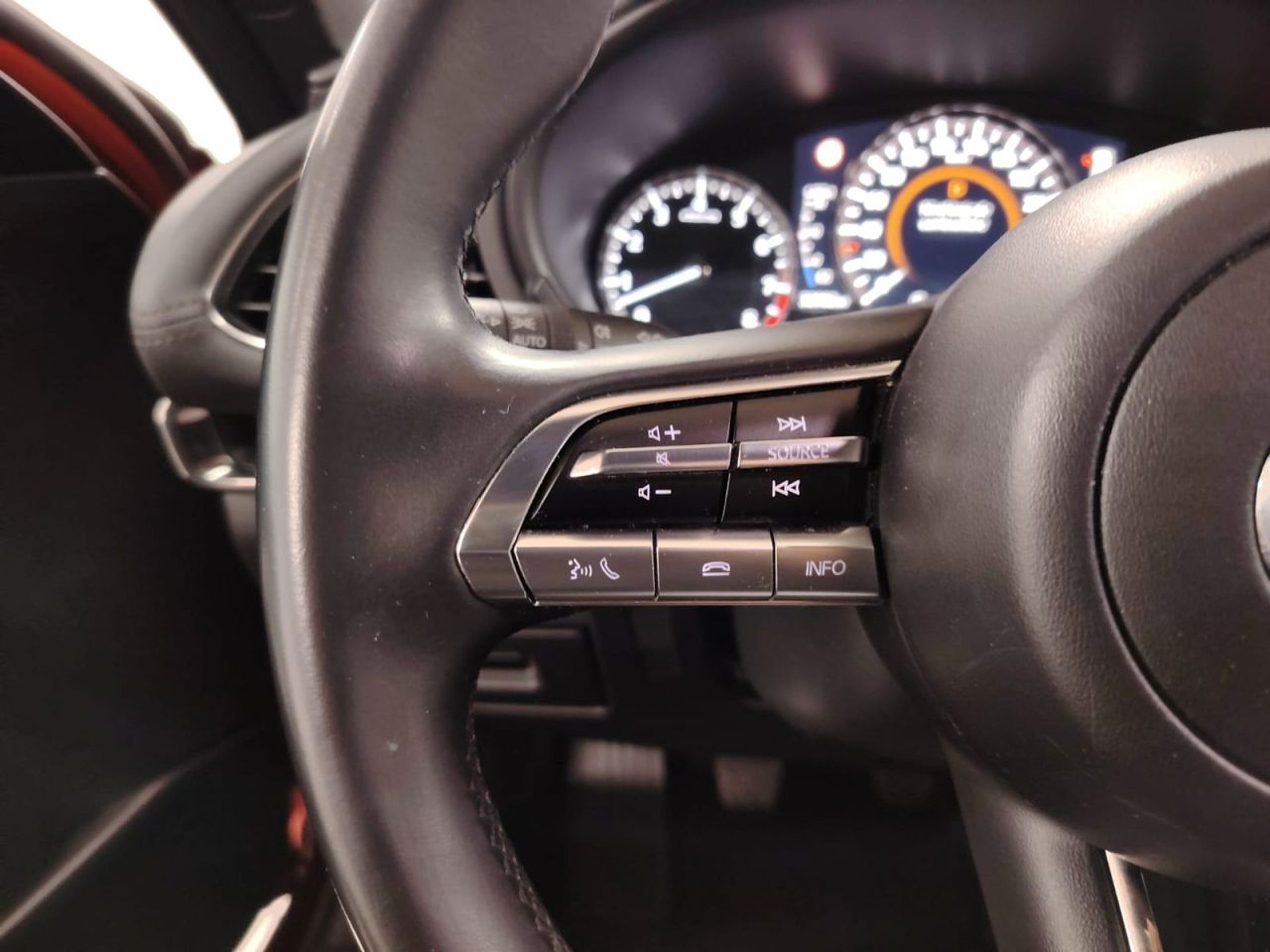 Mazda 3 2.0 SKYACTIV-G 88KW EVOLUTION - Foto 15