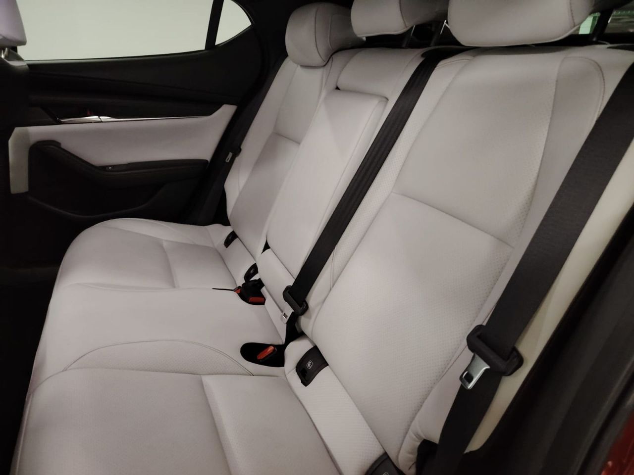 Mazda 3 2.0 SKYACTIV-G 88KW EVOLUTION - Foto 22