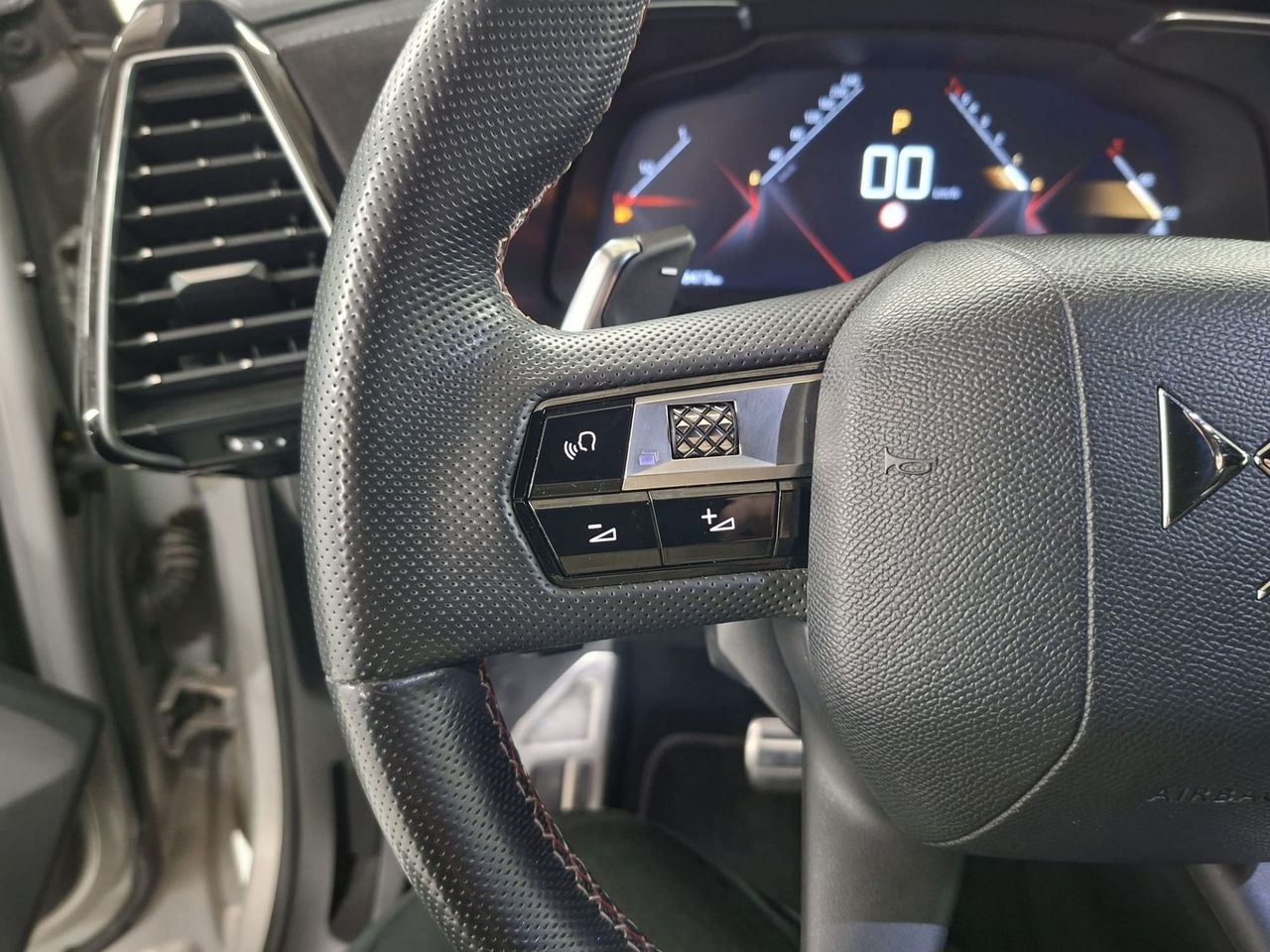 DS DS 7 PureTech 132kW (180CV) Auto. PERF.LINE - Foto 14