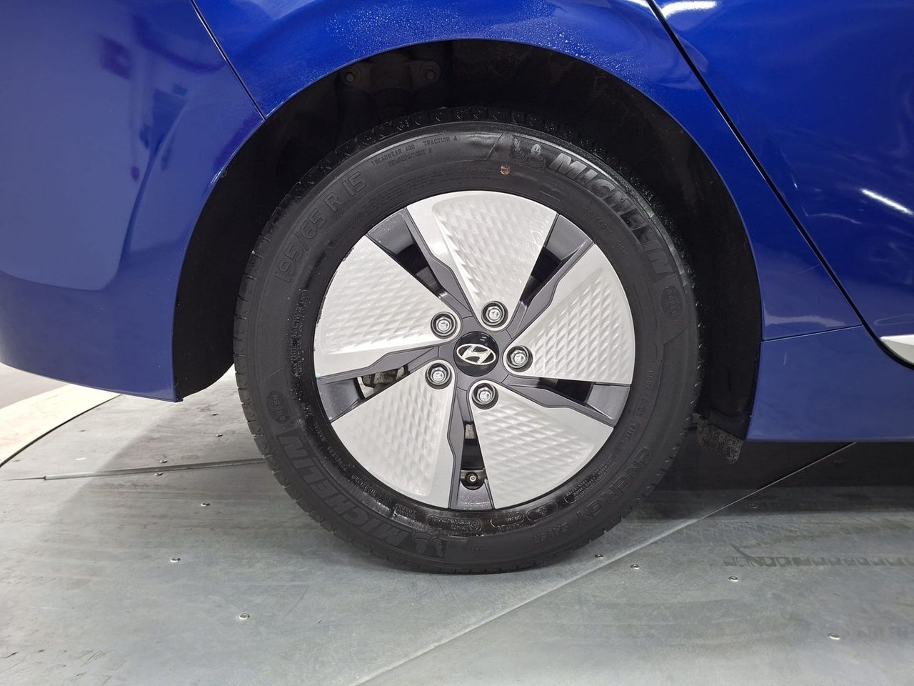 Hyundai IONIQ 1.6 GDI HEV Klass DCT - Foto 21