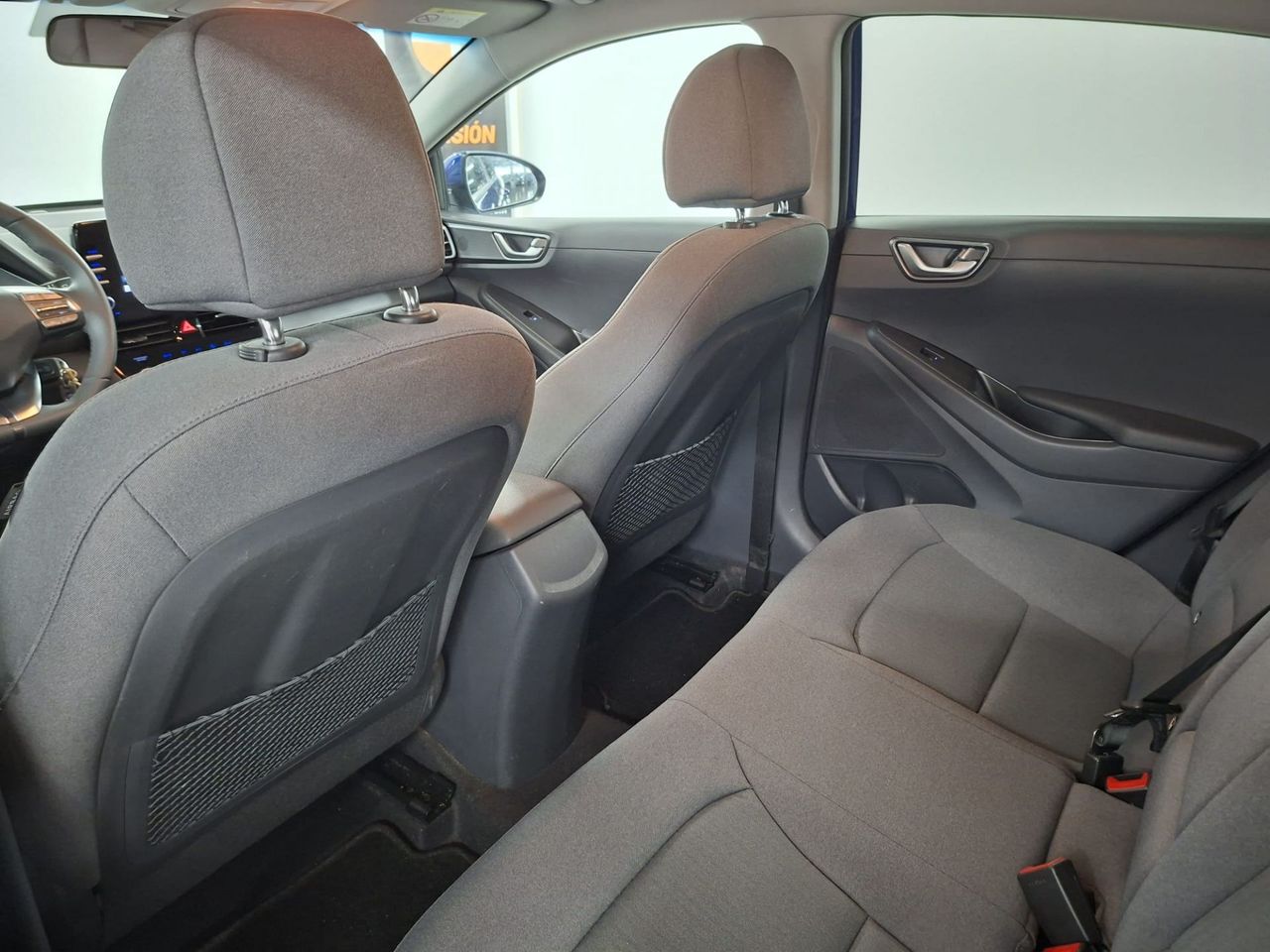 Hyundai IONIQ 1.6 GDI HEV Klass DCT - Foto 27