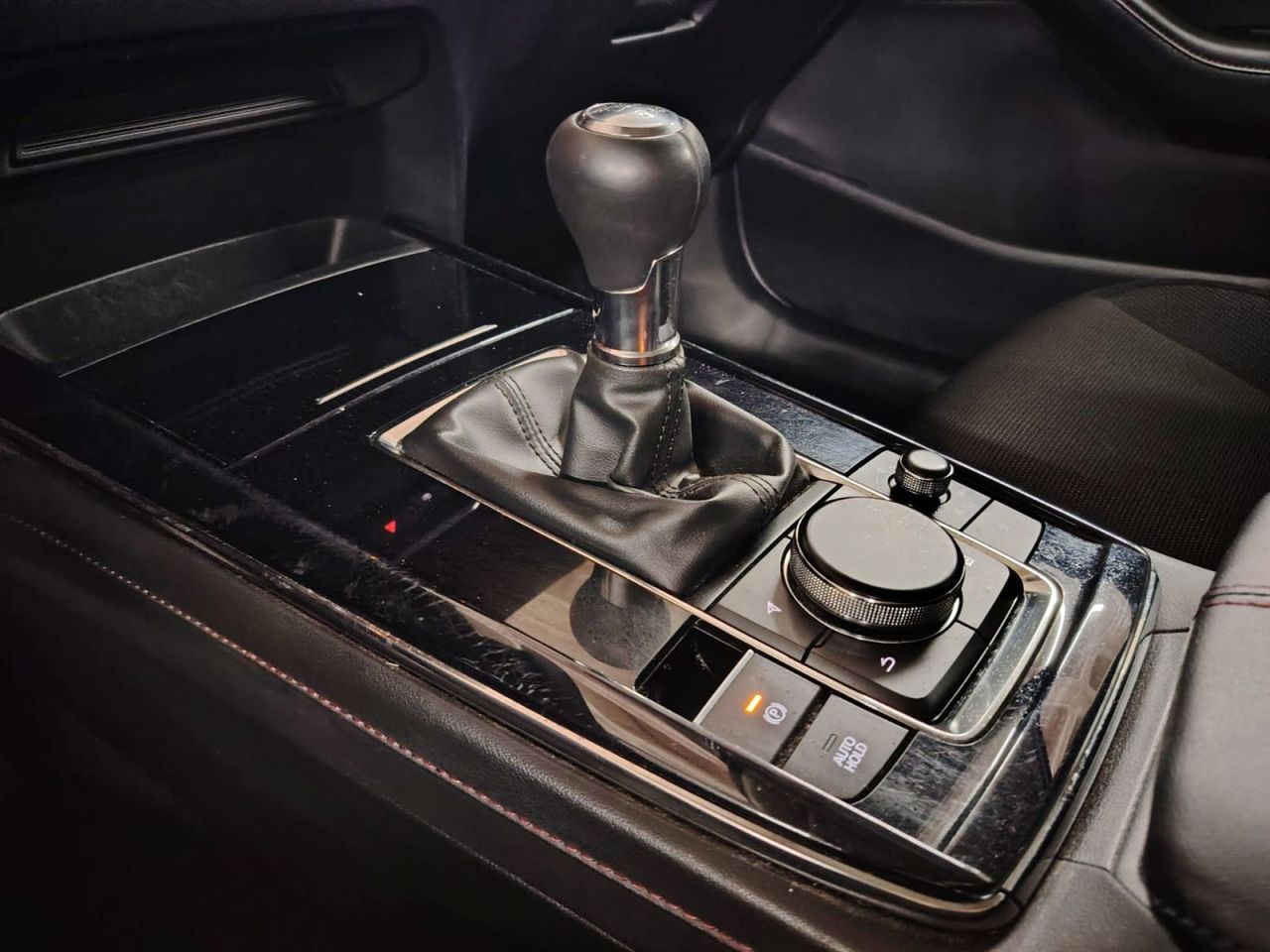 Mazda CX-30 e-SKYACTIV-G 2.0 110 kW 2WD Homura - Foto 18