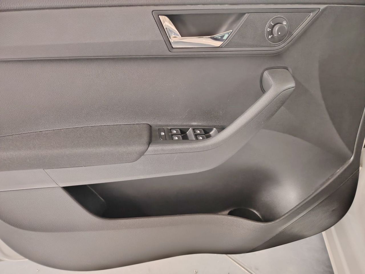 Skoda Fabia 1.0 TSI 70KW (95cv) Ambition Plus - Foto 12