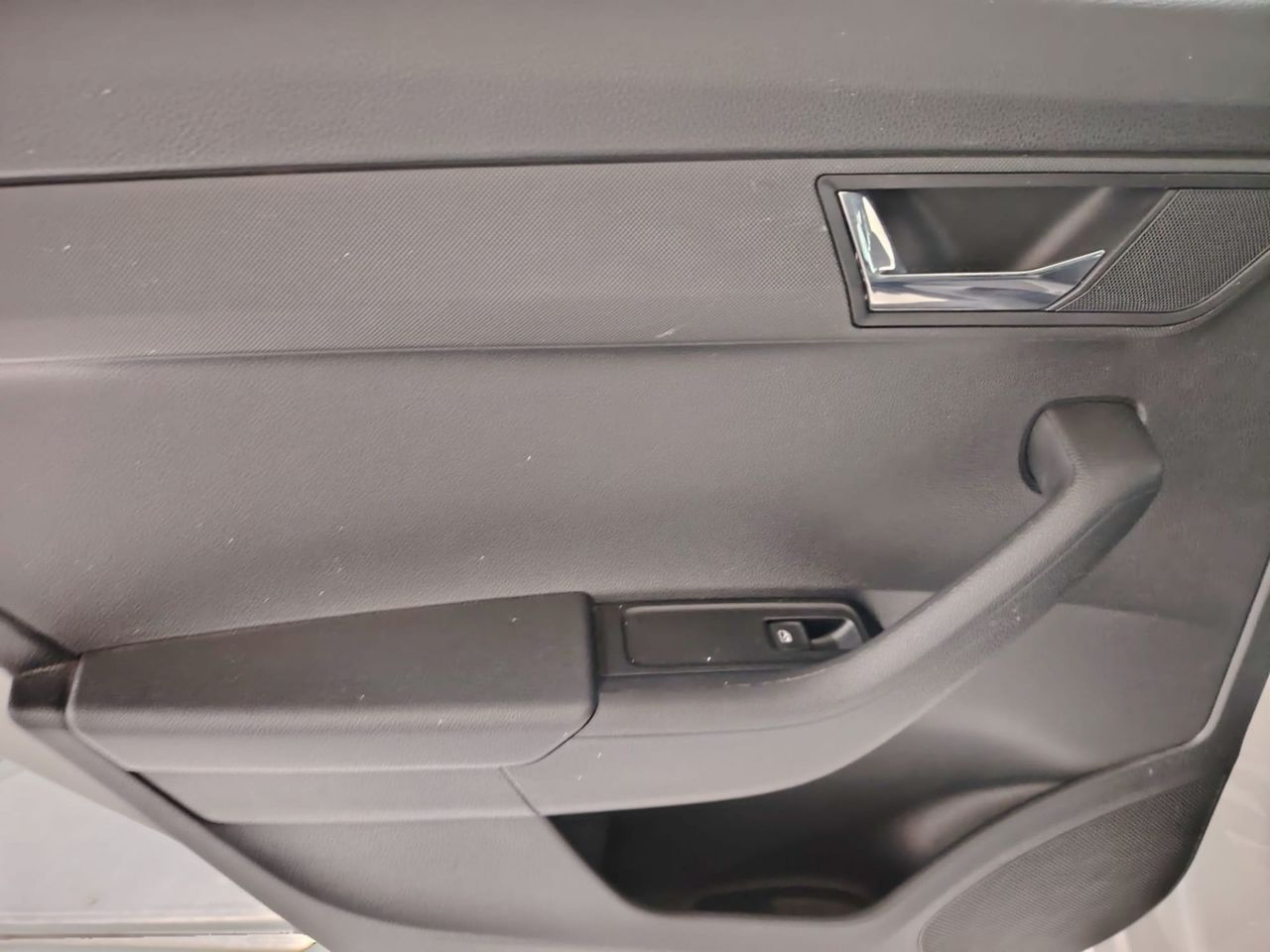 Skoda Fabia 1.0 TSI 70KW (95cv) Ambition Plus - Foto 33