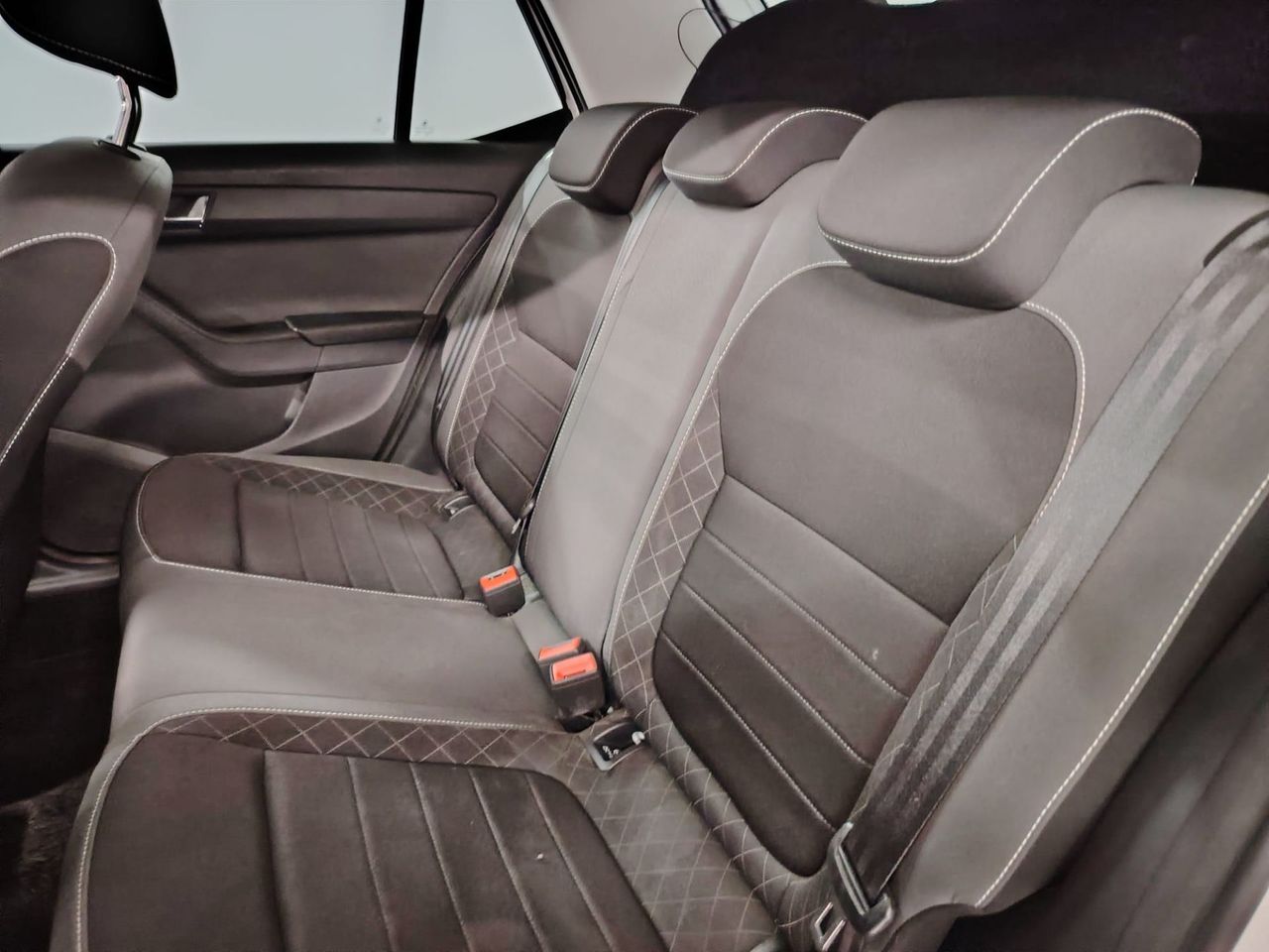 Skoda Fabia 1.0 TSI 70KW (95cv) Ambition Plus - Foto 34