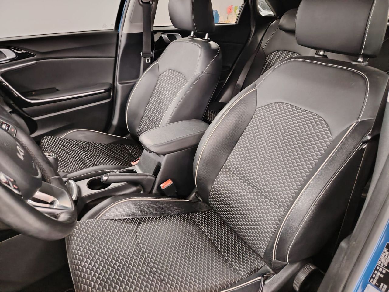 Kia Ceed 1.0 T-GDi 88kW (120CV) Tech - Foto 19