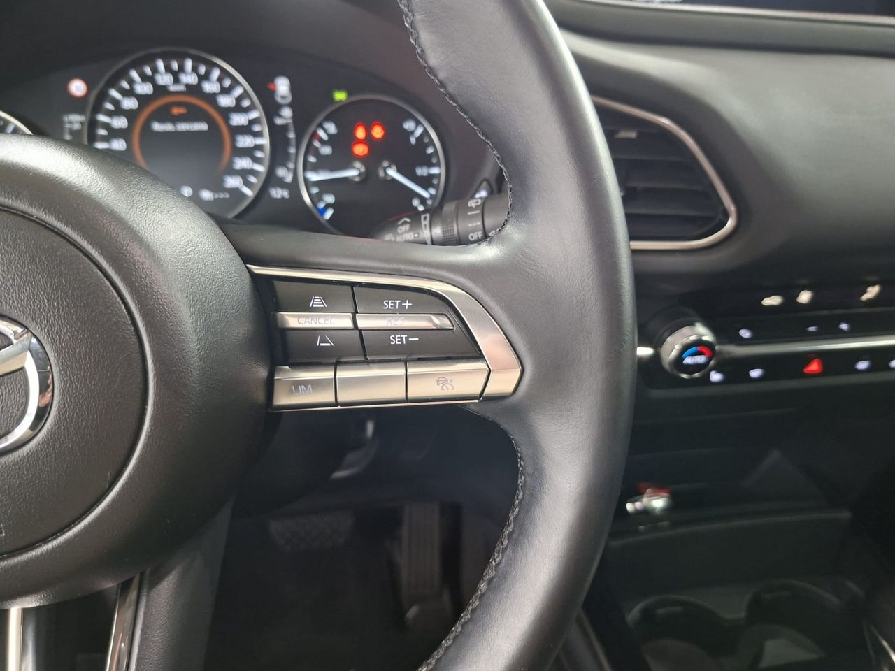 Mazda CX-30 e-SKYACTIV-G 2.0 110 kW 2WD AT Homura - Foto 17