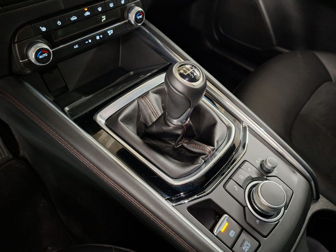 Mazda CX-5 2.0 GE 121kW Homura (sin Pack Bose) - Foto 13