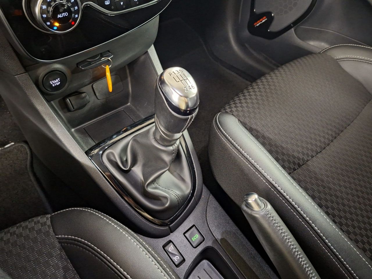 Renault Clio Zen Energy TCe 87kW (120CV) - Foto 13