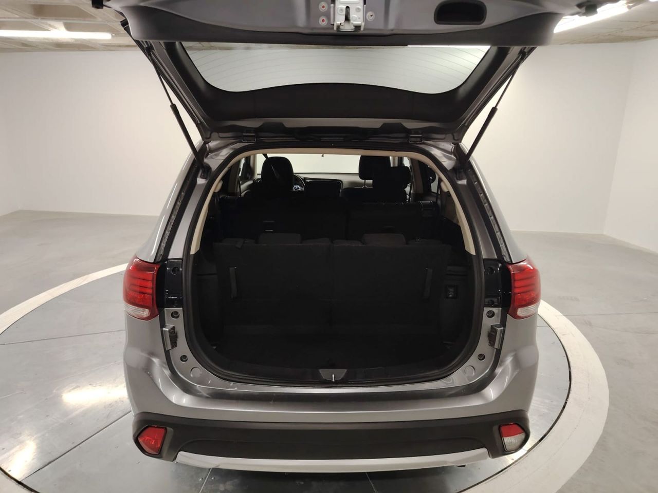 Mitsubishi Outlander 200 MPI Motion CVT 2WD 7 Plazas - Foto 34