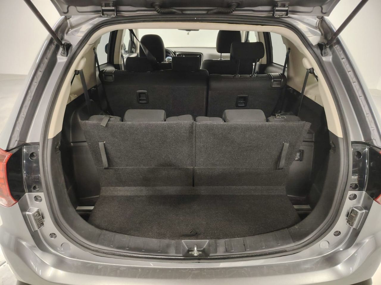 Mitsubishi Outlander 200 MPI Motion CVT 2WD 7 Plazas - Foto 24
