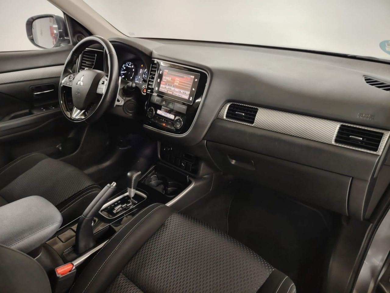 Mitsubishi Outlander 200 MPI Motion CVT 2WD 7 Plazas - Foto 27