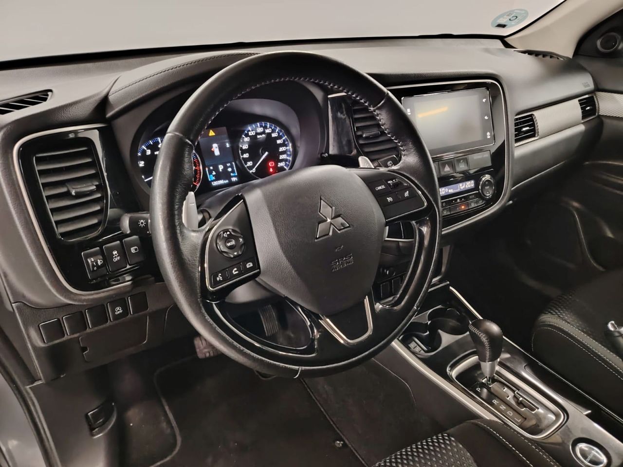 Mitsubishi Outlander 200 MPI Motion CVT 2WD 7 Plazas - Foto 18