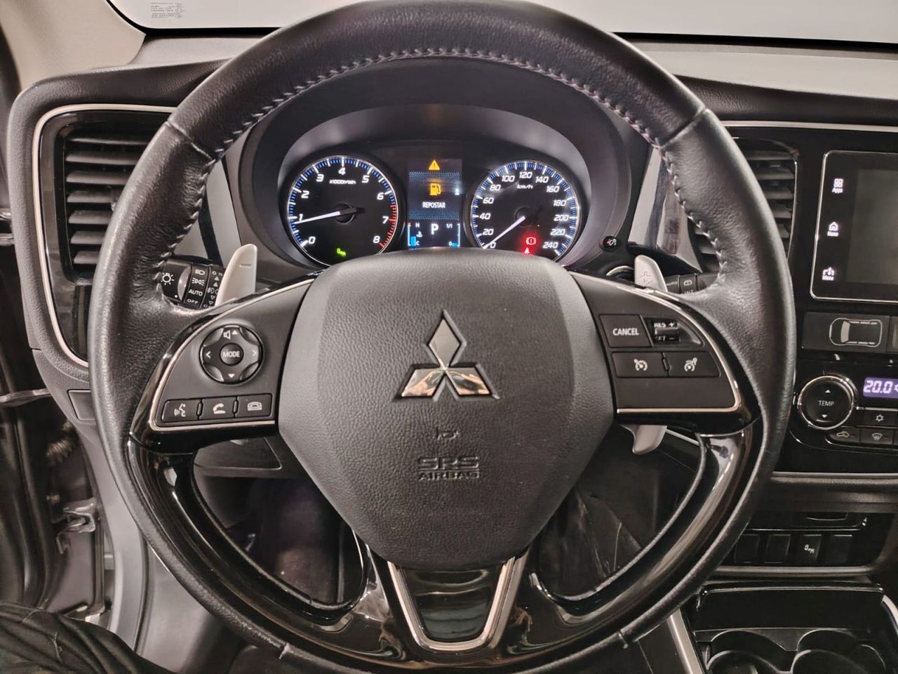 Mitsubishi Outlander 200 MPI Motion CVT 2WD 7 Plazas - Foto 23