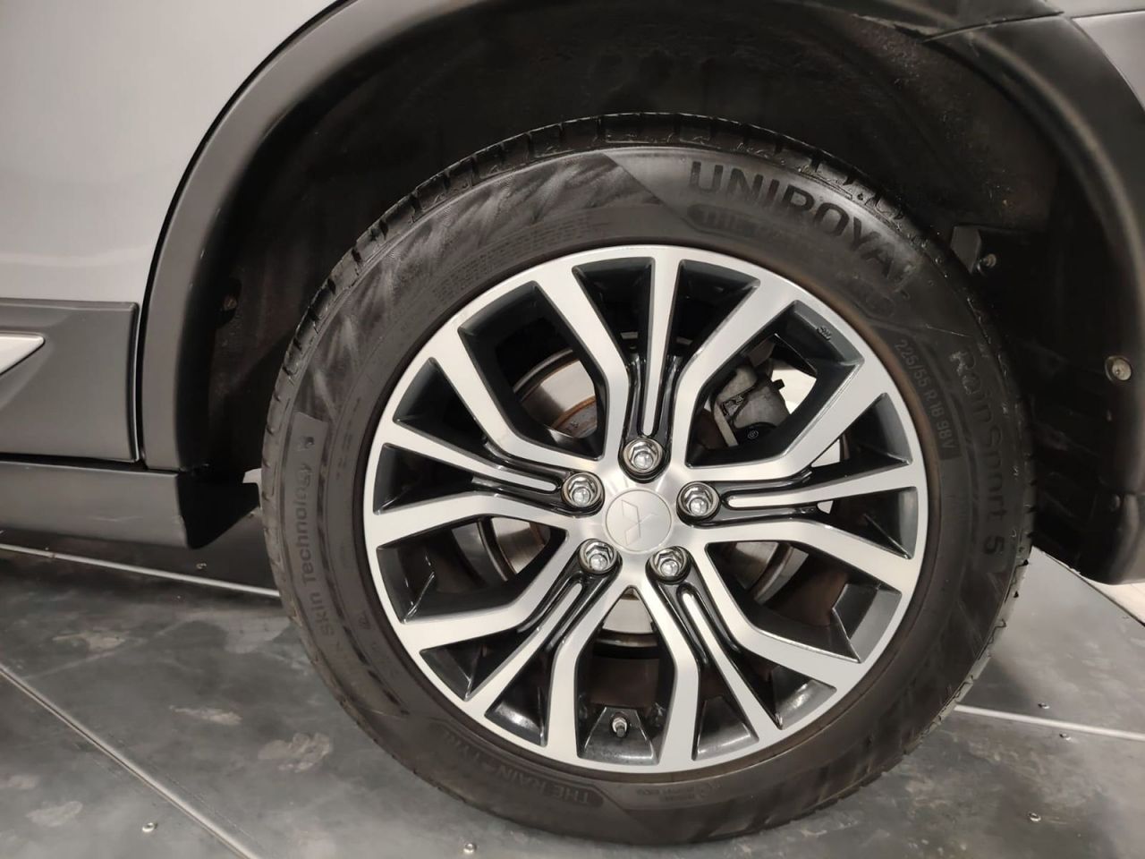 Mitsubishi Outlander 200 MPI Motion CVT 2WD 7 Plazas - Foto 32