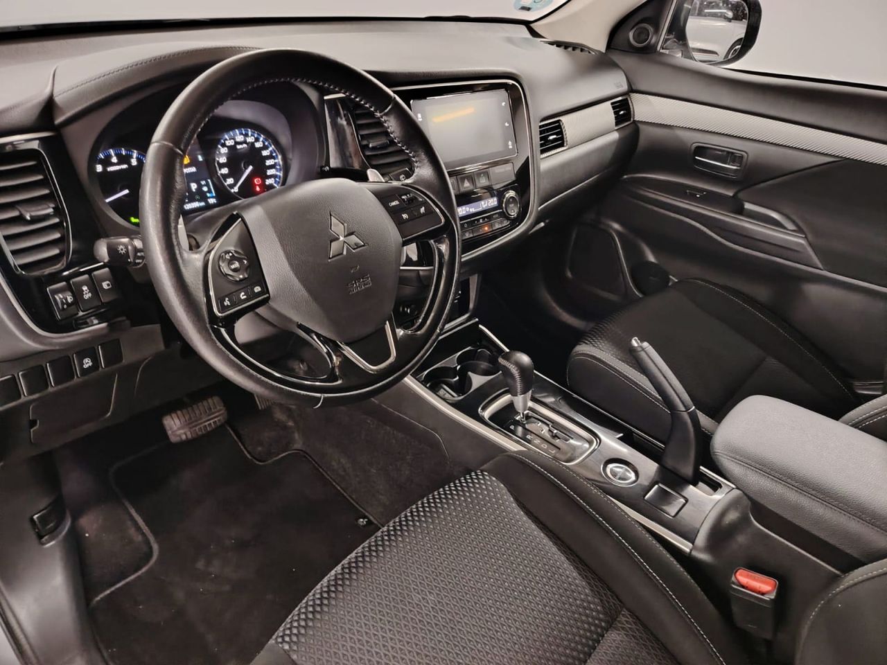 Mitsubishi Outlander 200 MPI Motion CVT 2WD 7 Plazas - Foto 14