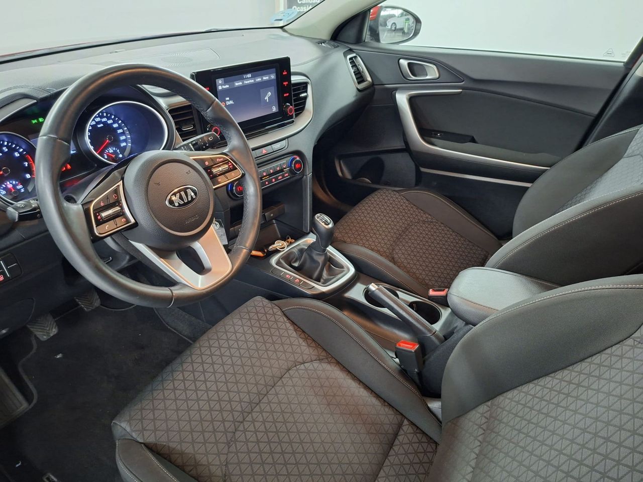 Kia Ceed 1.0 T-GDi 74kW (100CV) Drive - Foto 12
