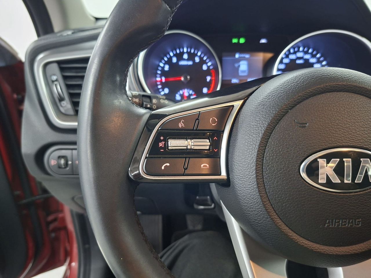 Kia Ceed 1.0 T-GDi 74kW (100CV) Drive - Foto 16