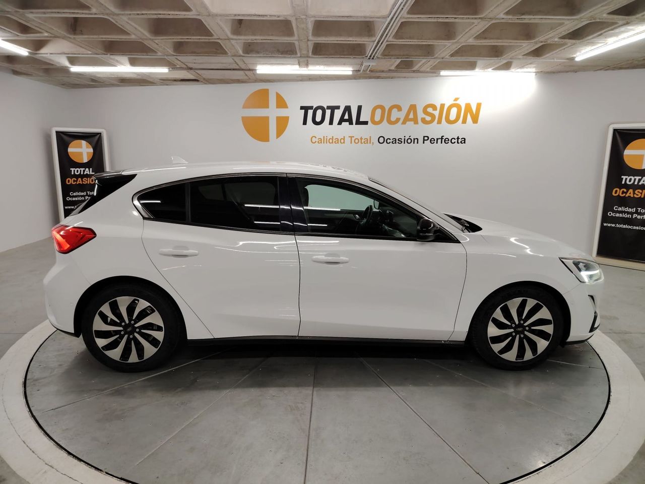 Ford Focus 1.0 Ecoboost 92kW Titanium Auto - Foto 7
